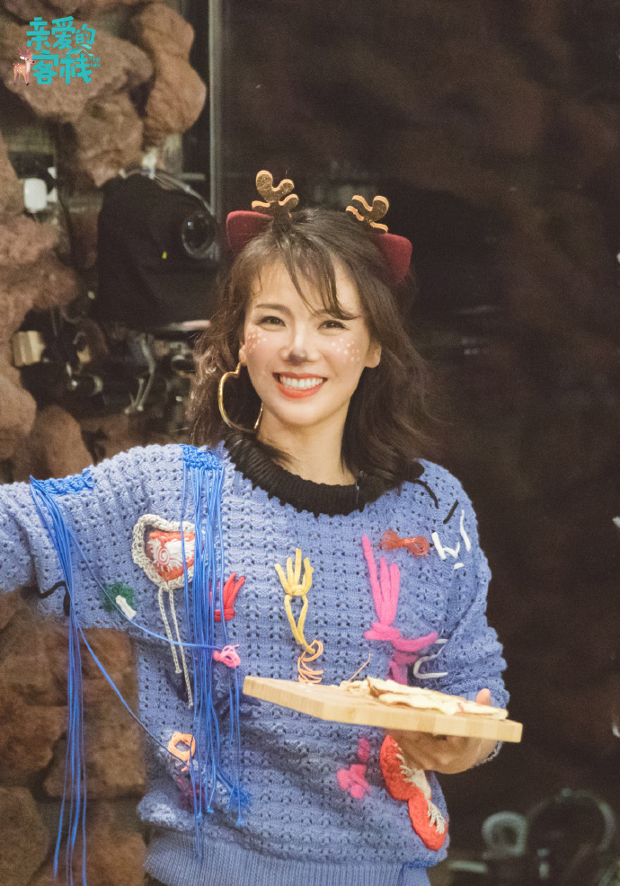 圣悅詩(shī)國(guó)際好看又時(shí)尚的圣誕心機(jī)妝！