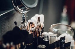 【圣悅詩國際】化妝品是一種″上癮消費″？