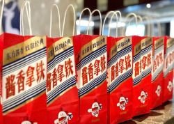 大牌聯(lián)名，好玩